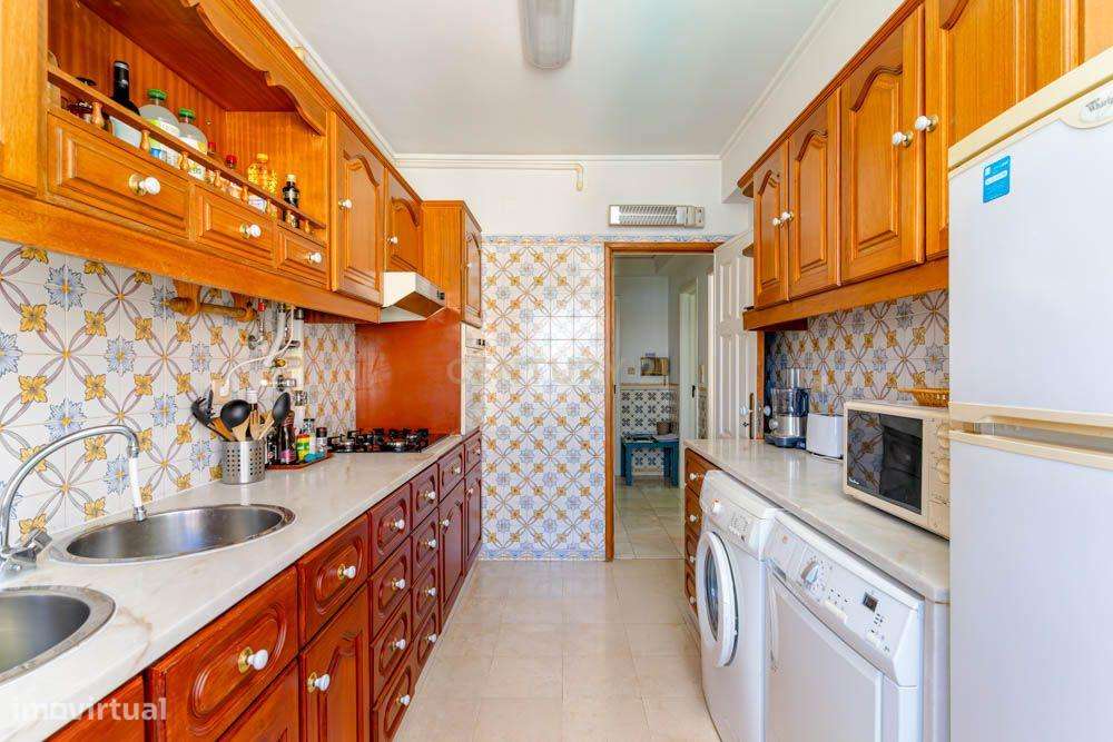 Apartamento T1 no Centro Histórico de Cascais com Vista Mar-9