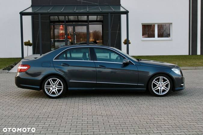 Mercedes-Benz Klasa E 220 CDI BlueEff Avantgarde - 2