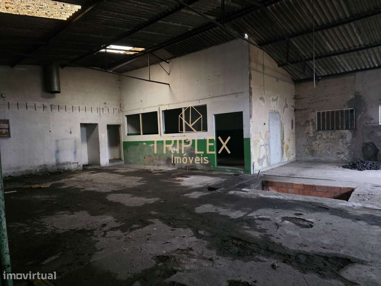Armazém em Silva Escura-8
