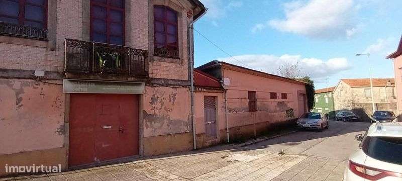 Investimento, Rotunda da A4 em S. Mamede Infesta - Armazém + Habitação - Grande imagem: 4/8