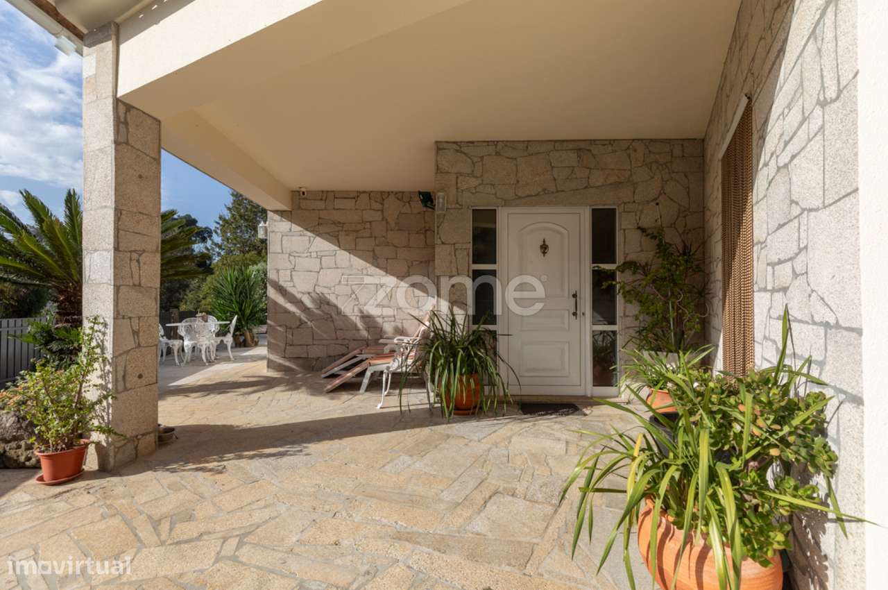 Moradia T4+2 em Paradela - Grande imagem: 5/42