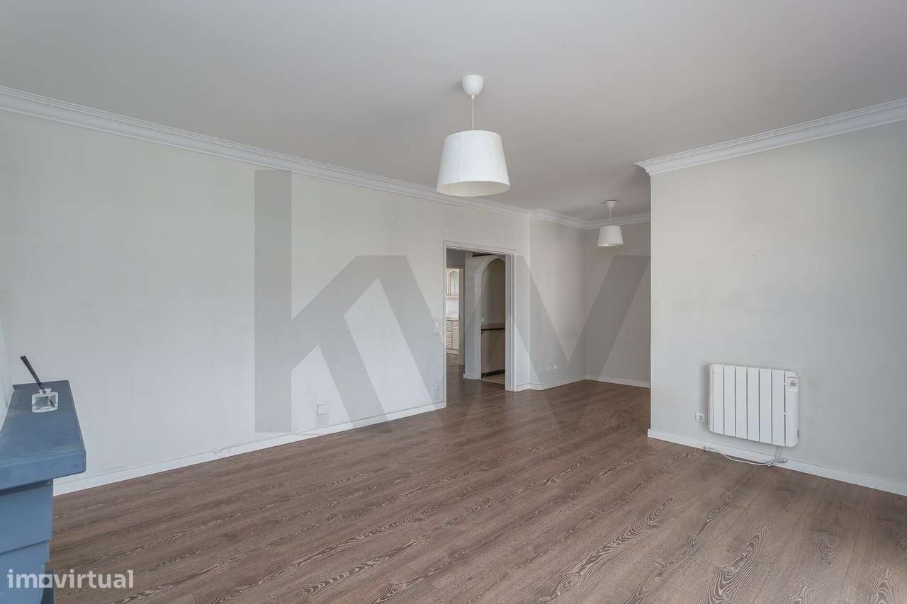 Andar de Moradia T2-25