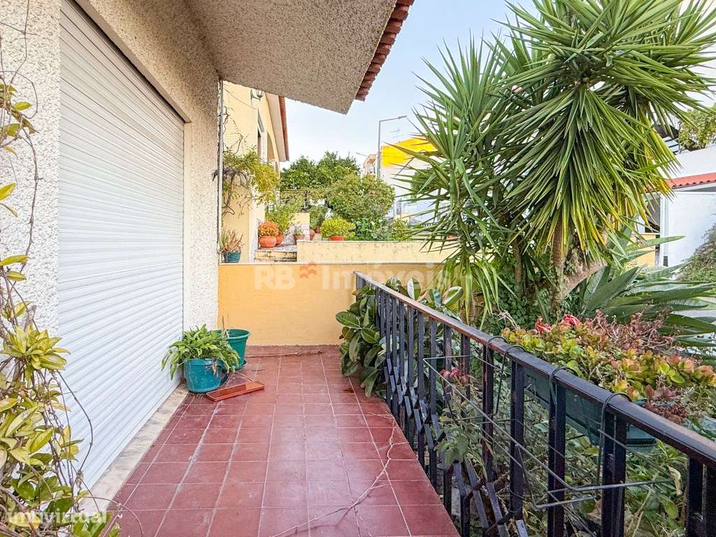 Moradia T4 com garagem em Abrantes - Grande imagem: 2/17