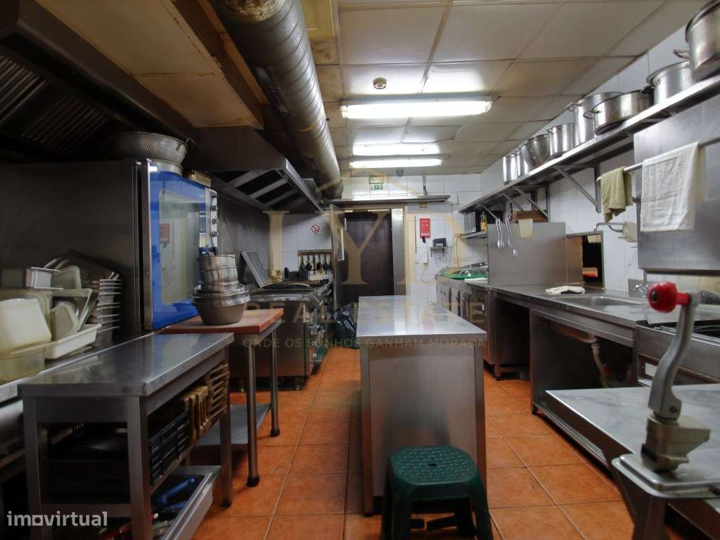 Restaurante pronto a Funcionar para Trespasse-13