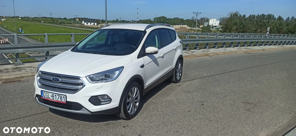 Ford Escape 2.0 EcoBoost AWD Titanium - 24