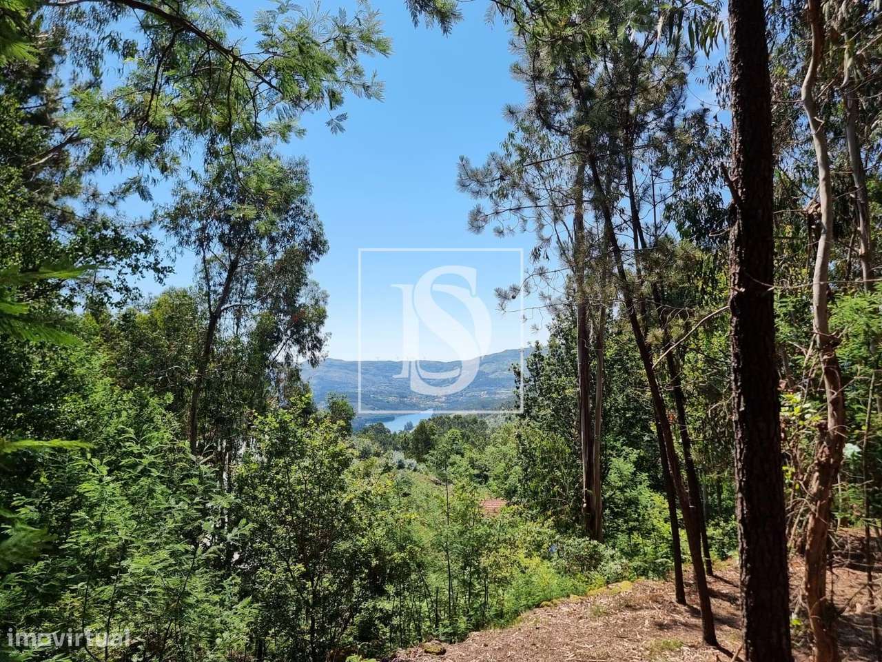 Terreno com Capacidade de Construção-12