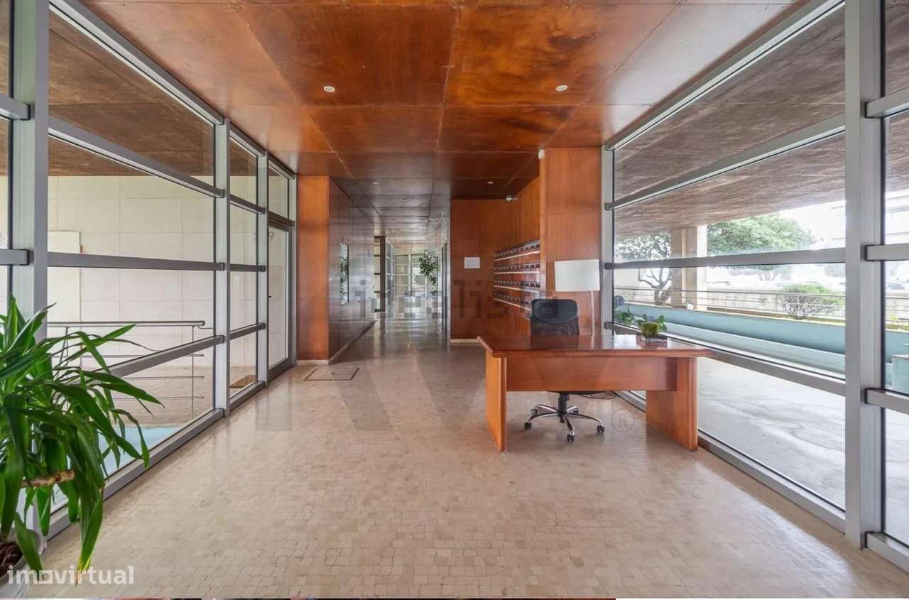 Apartamento T4 na Primeira Linha de Mar em Matosinhos-5