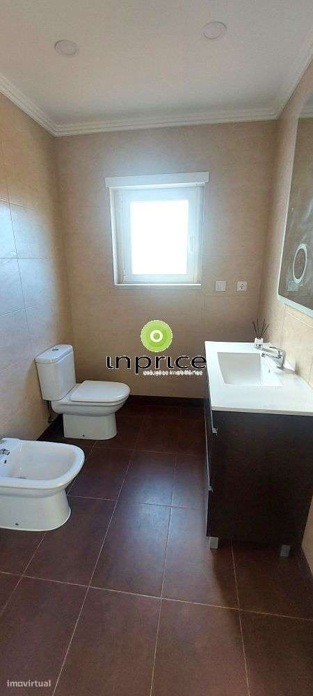 ERICEIRA MORADIA 220m2 com garagem-11