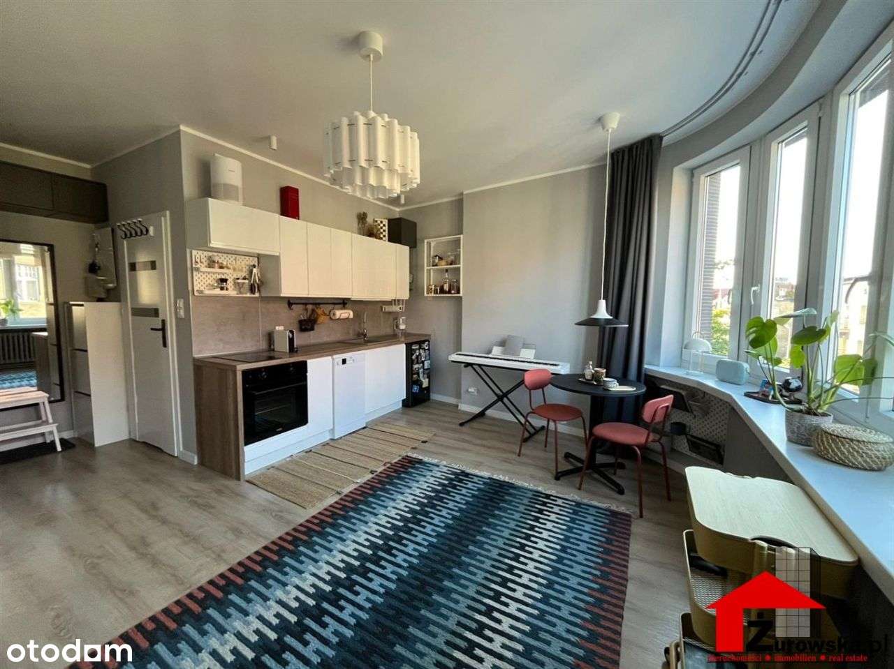 Komfortowa Kawalerka W Centrum Katowic - Pełny obrazek: 3/12