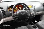 Kia Ceed Cee'd 1.4 Comfort - 24