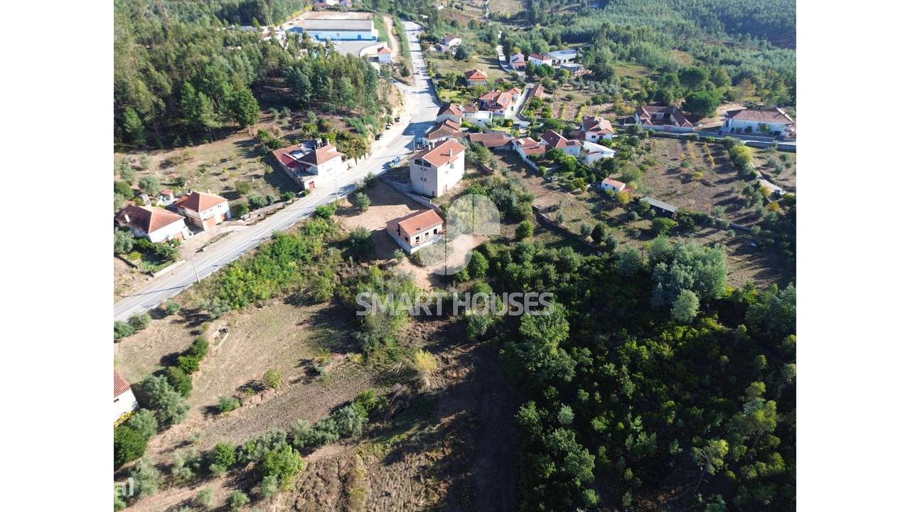 Terreno c/ moradia S. Martinho Cortiça-7