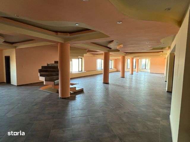 2 Pensiuni la pret de una! Campulung Moldovenesc - 2140 mp - Imagine principală: 5/20