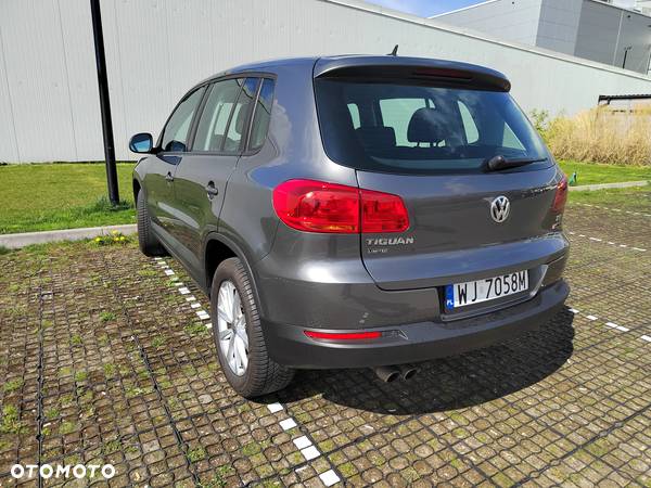 Volkswagen Tiguan - 11