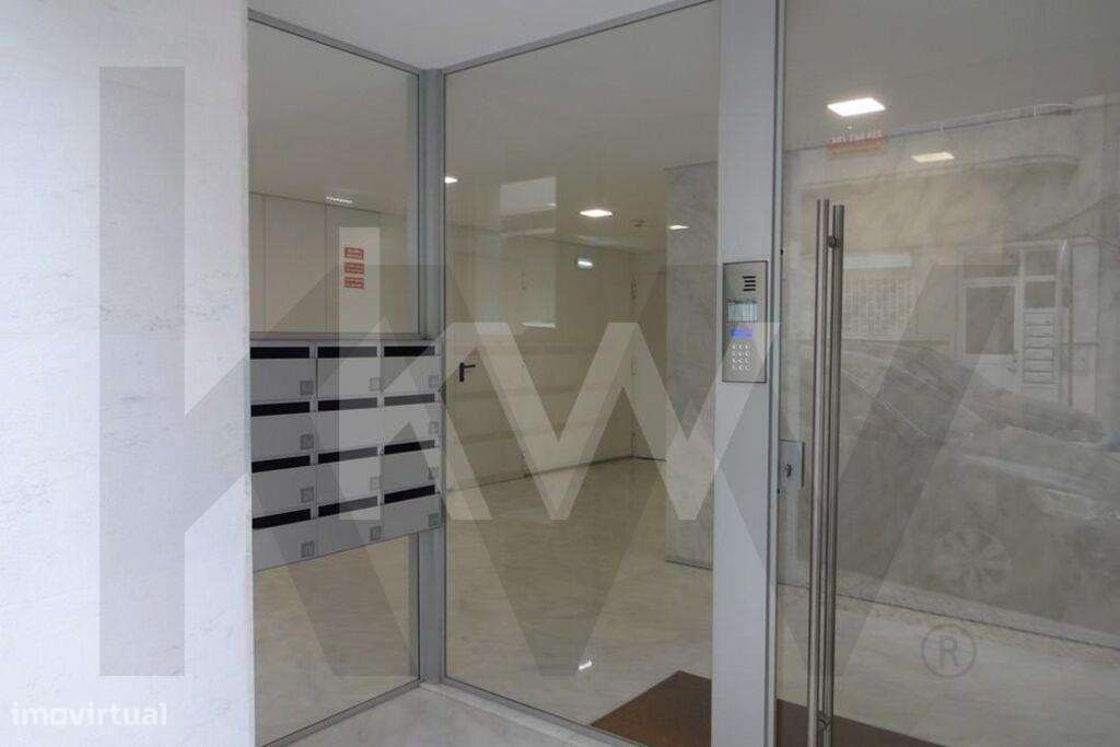 Excelente T2 com Jardim Próximo Marquês Pombal - Grande imagem: 4/15