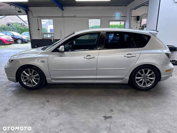 Mazda 3 2.0 Sport Kintaro - 28