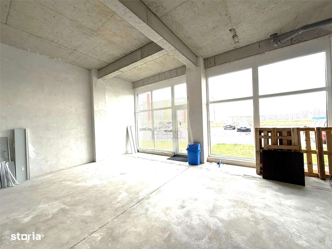 Spatiu comercial 140 mpu 4 parcari pretabil afacere Sibiu - Imagine principală: 4/6