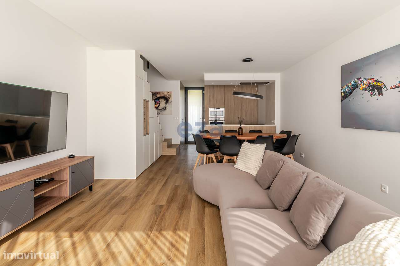 Apartamento T3 Duplex em Fão, Apúlia e Fão.-7