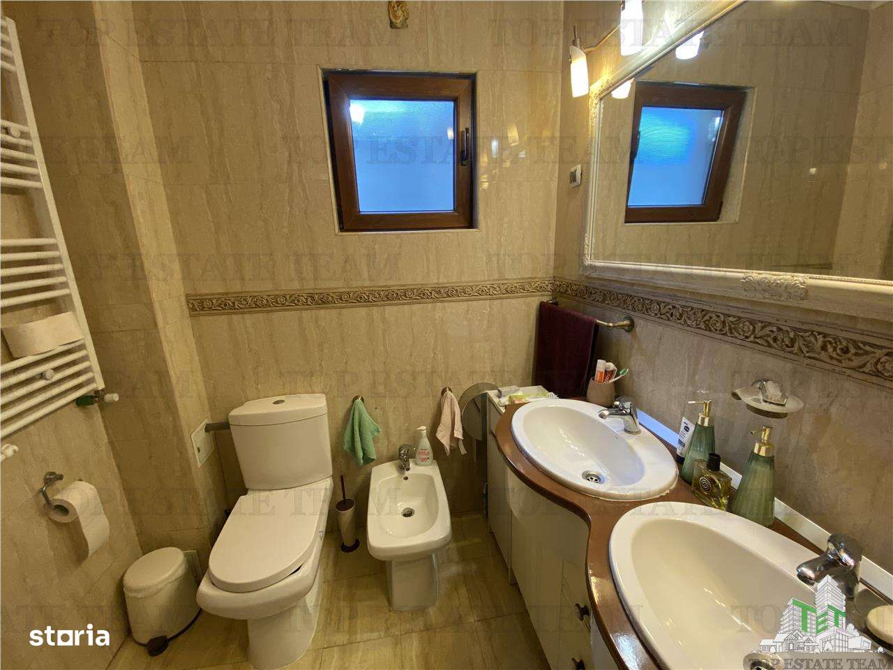 Vila spatioasa cu 3 apartamente si acces separat in Fundeni Dobroiesti-11