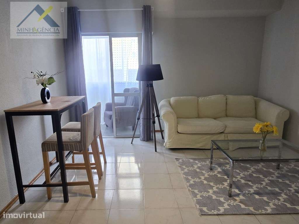 Apartamento T1 com varanda no Bonfim em Setúbal-4