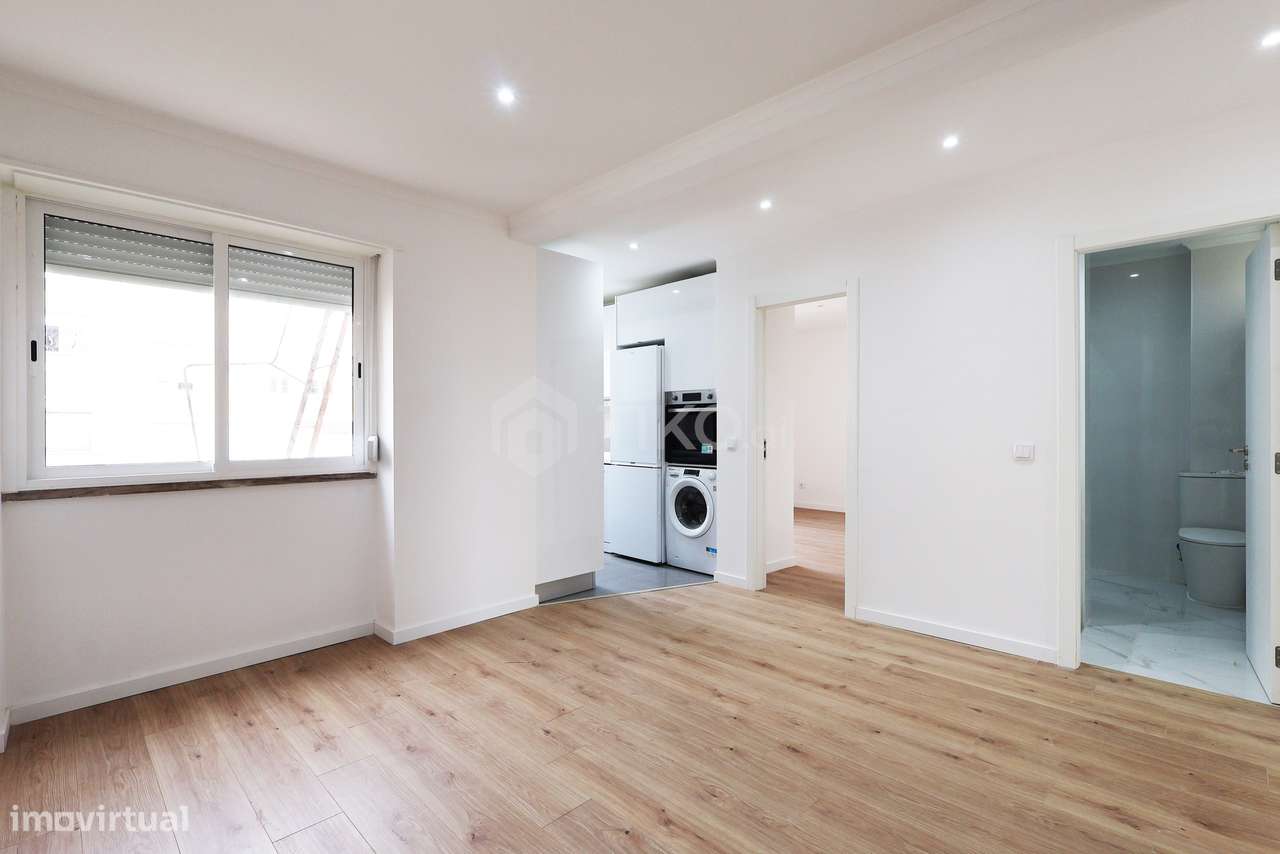 APARTAMENTO T3 EM QUELUZ – OPORTUNIDADE ÚNICA QUE VAI DESAPARECER RÁP-10