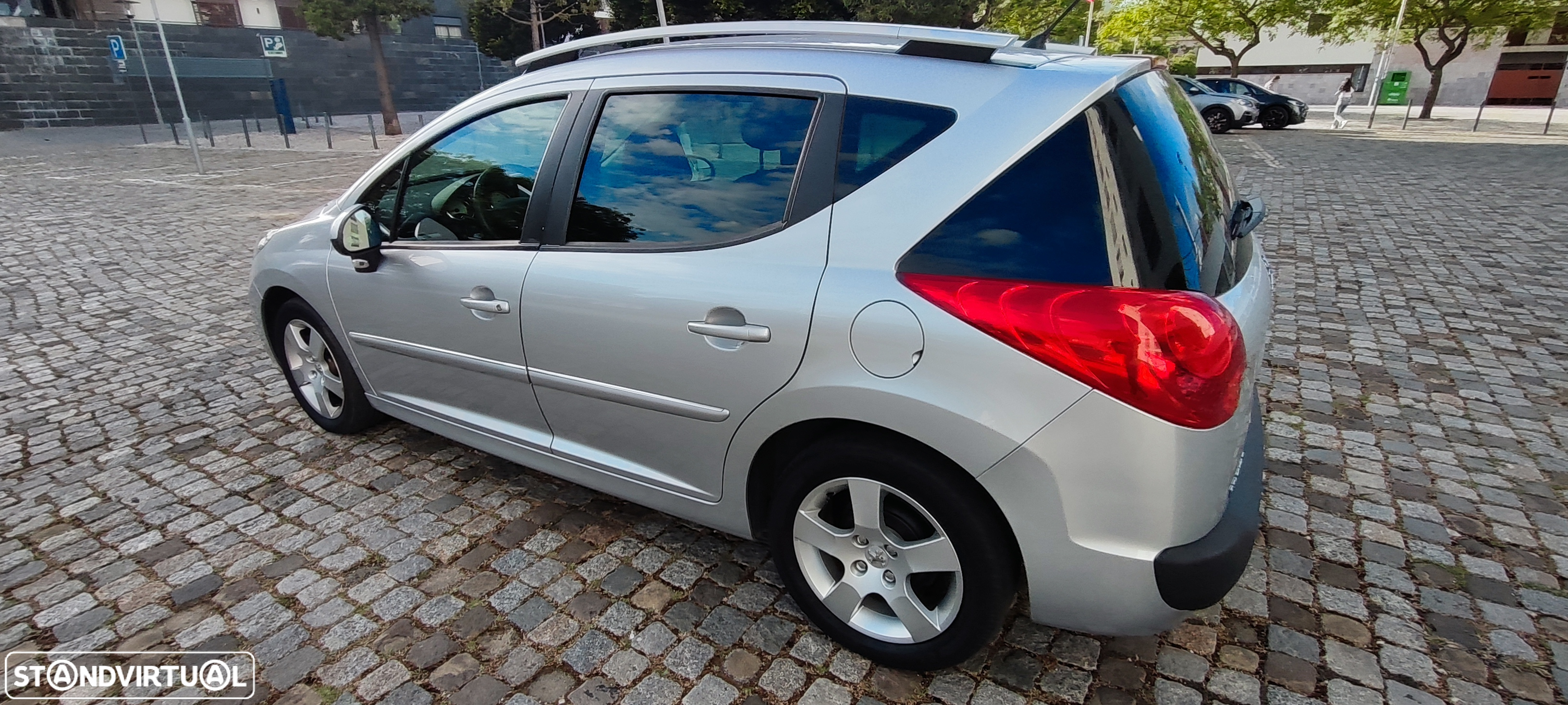 Peugeot 207 SW 1.6 HDi SE Sportium - 4