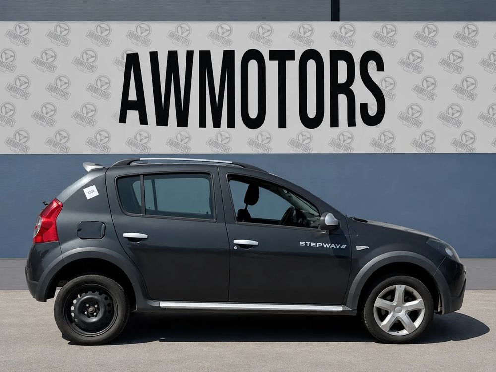 DACIA SANDERO 2009