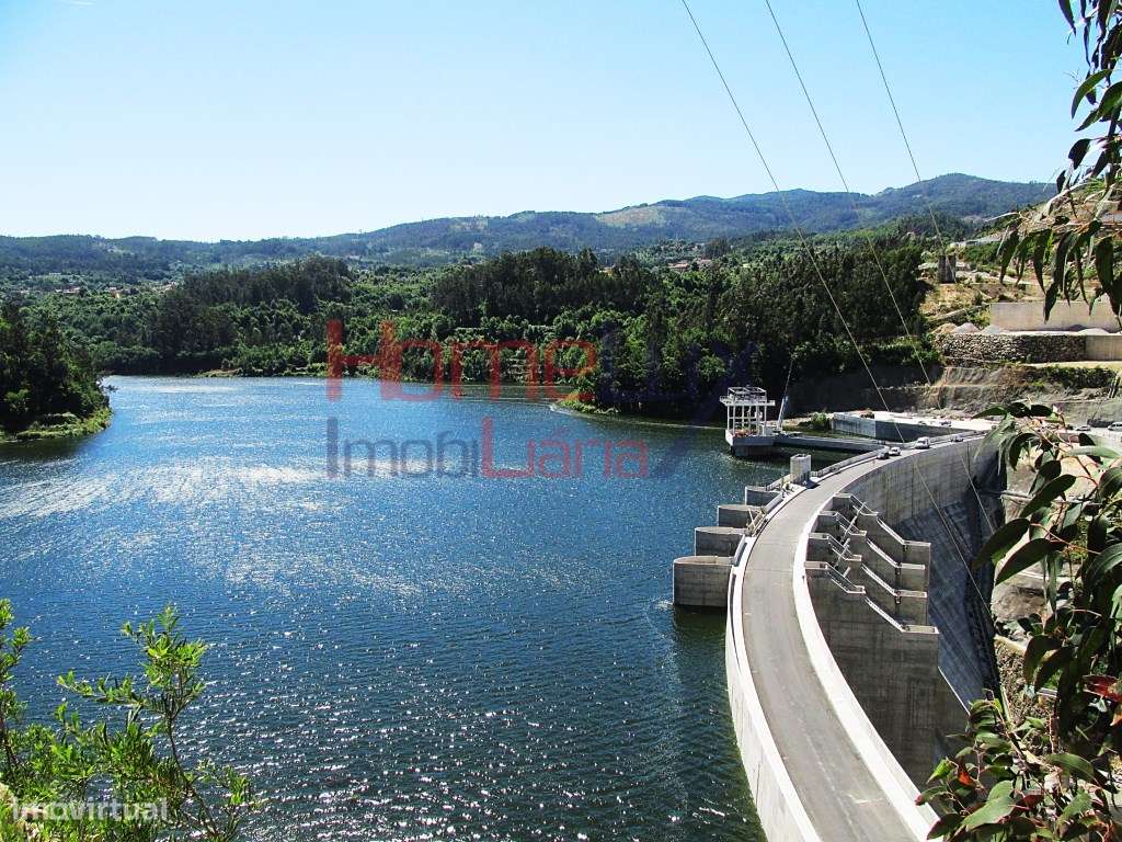 Terreno p/ 2 Moradias junto à Praia Fluvial Quinta do Barco - Grande imagem: 5/26