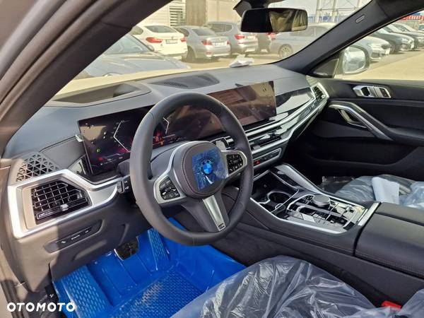 BMW X6 xDrive40d mHEV - 8