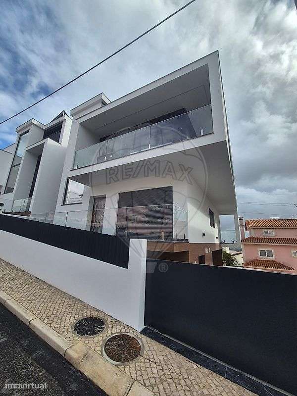 Moradia T5 para venda - Grande imagem: 4/6