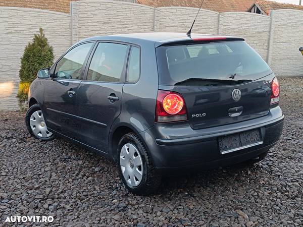 Volkswagen Polo - 3