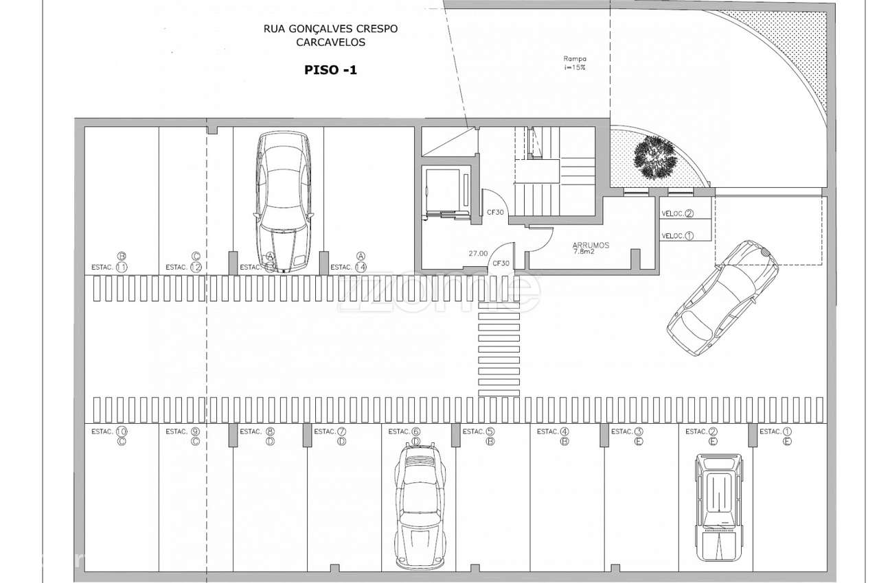 Apartamento T3 com Mezanino – 3 lugares de garagem-26