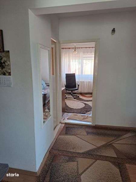 Apartament 3 camere, 2 bai si bucatarie inchisa Str General Dragalina - Imagine principală: 4/7