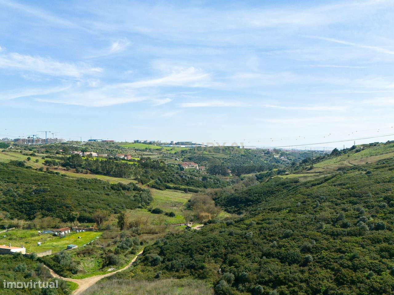 Terreno em vias de aprovação/conclusão - Grande imagem: 4/12