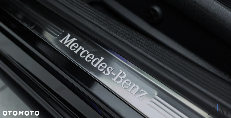 Mercedes-Benz Klasa C 300 9G-TRONIC - 28