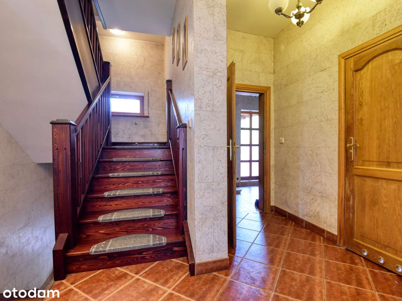 Dom na słonecznym stoku w Brennej, czyste górskie powietrze, las, góry-11