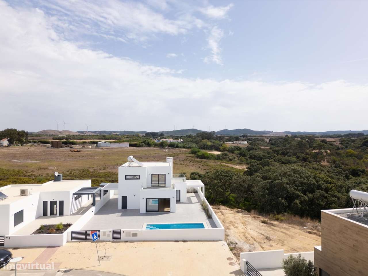 Moradia Isolada T3 com piscina, Porto Covo, Sines - Grande imagem: 2/38