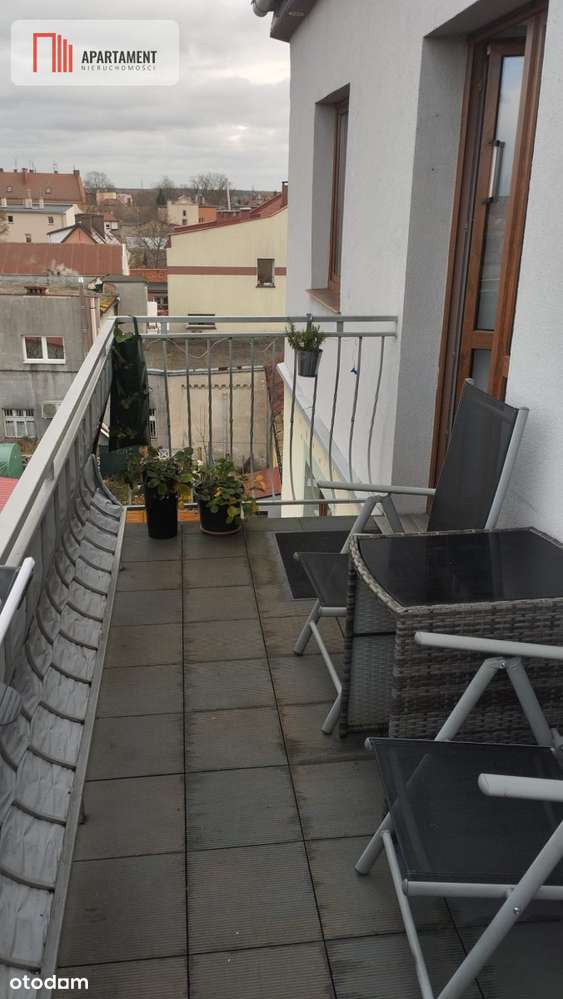 Przestronne mieszkanie na sprzedaż-13