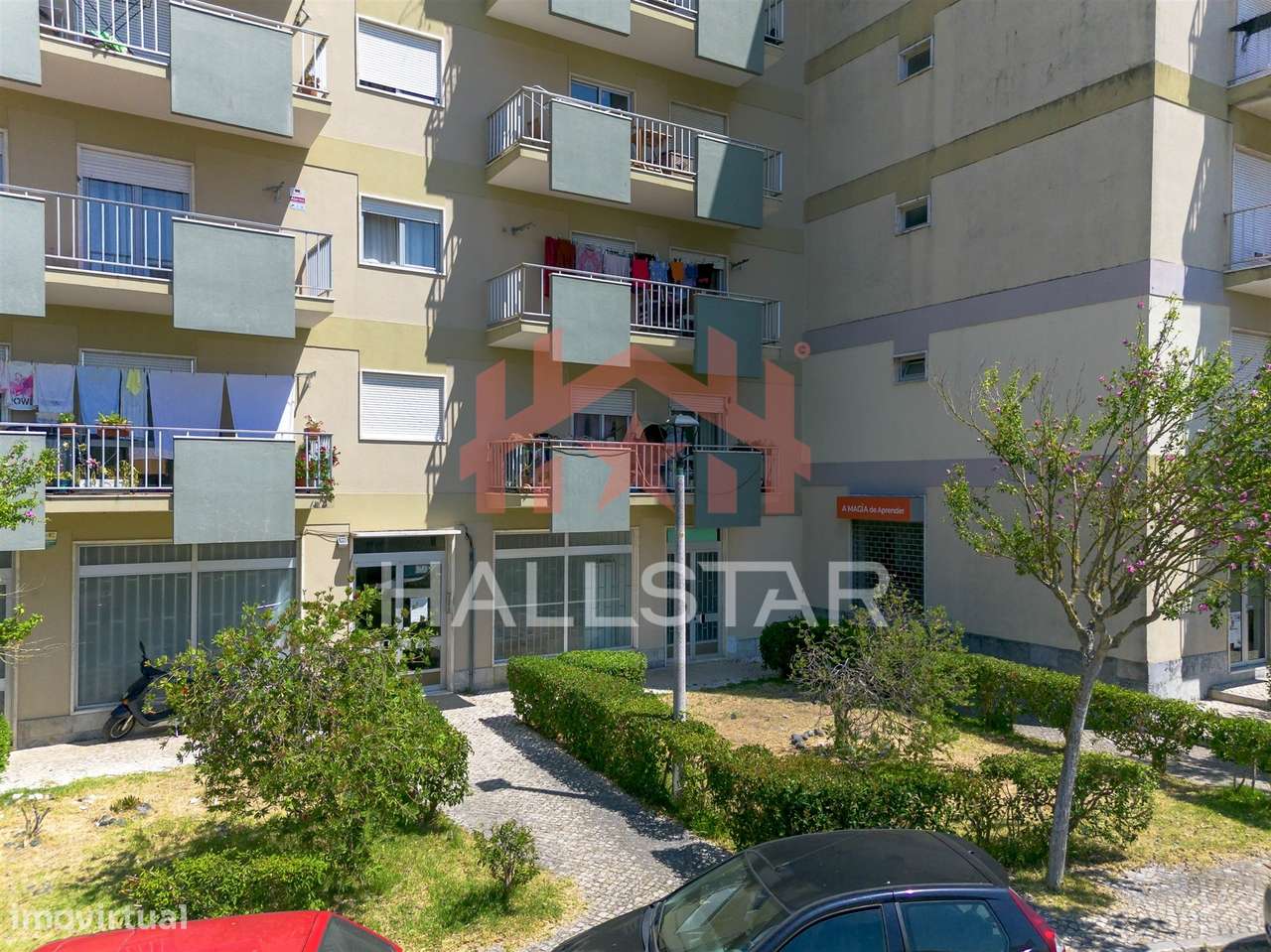 Loja / 220m² de Área Total / Quinta da Alçada-20