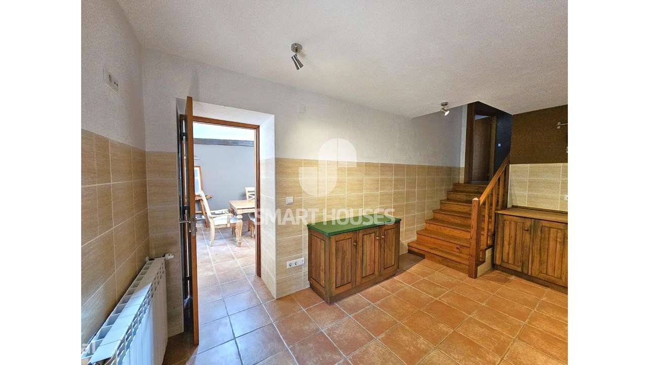 Moradia T3 Caratão c/ terreno junto rio-5