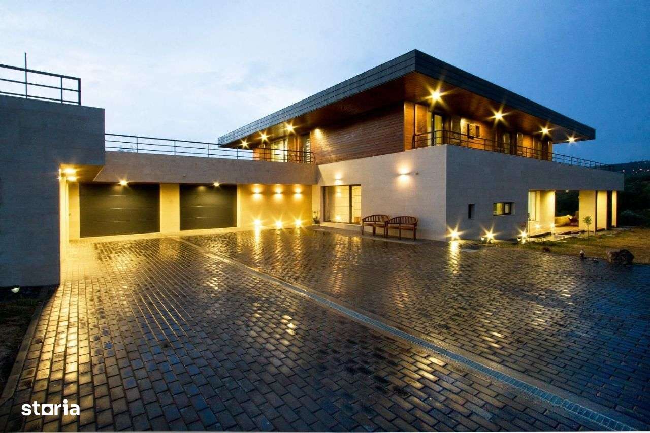 Vila de tip Smart Home cu 6 camere in zona Bucium - Barnova - Imagine principală: 5/5