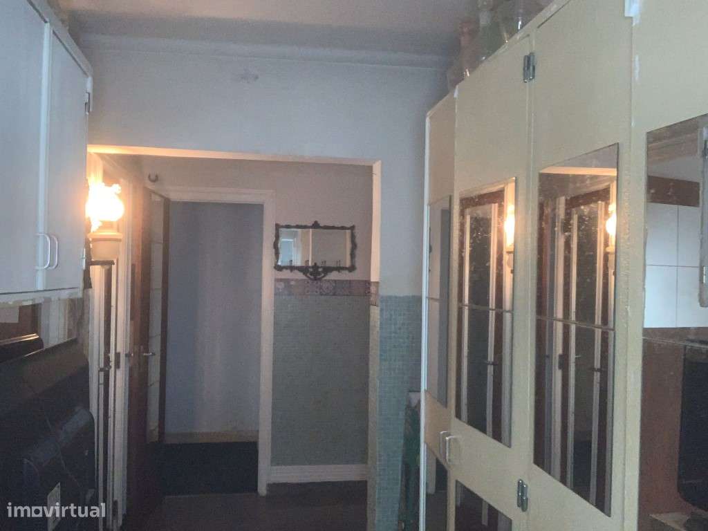T4 com 130m² e Vista Deslumbrante para Sintra-9