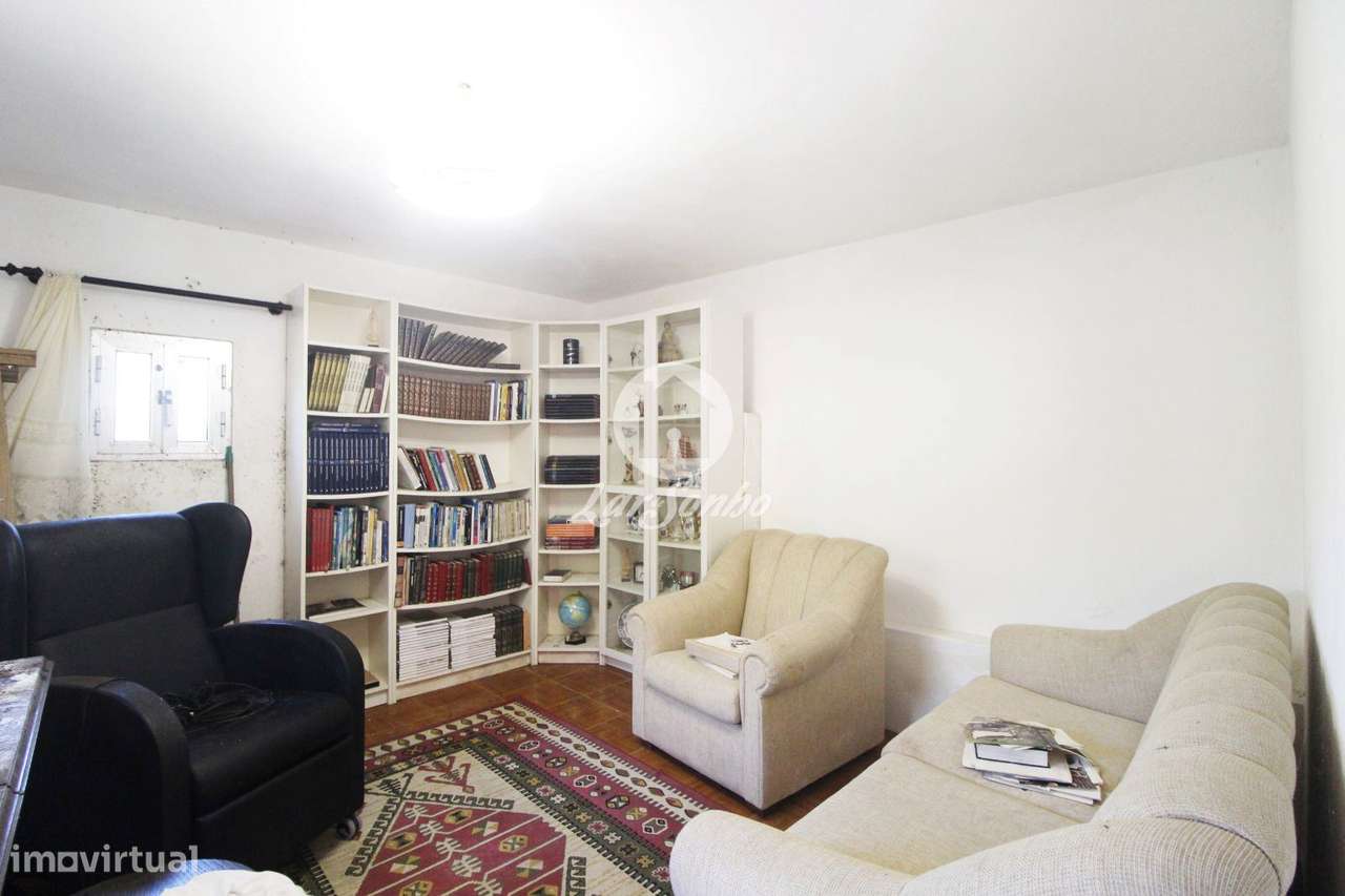 Andar Moradia T1 em Valbom, próximo a Gramido-22