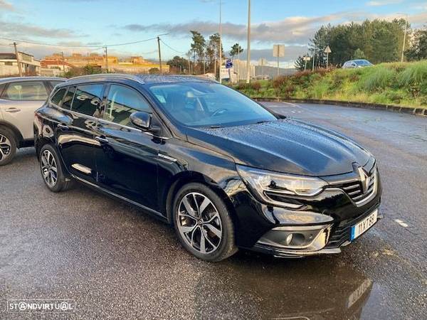 Renault Mégane Sport Tourer 1.5 Blue dCi Bose Edition - 4