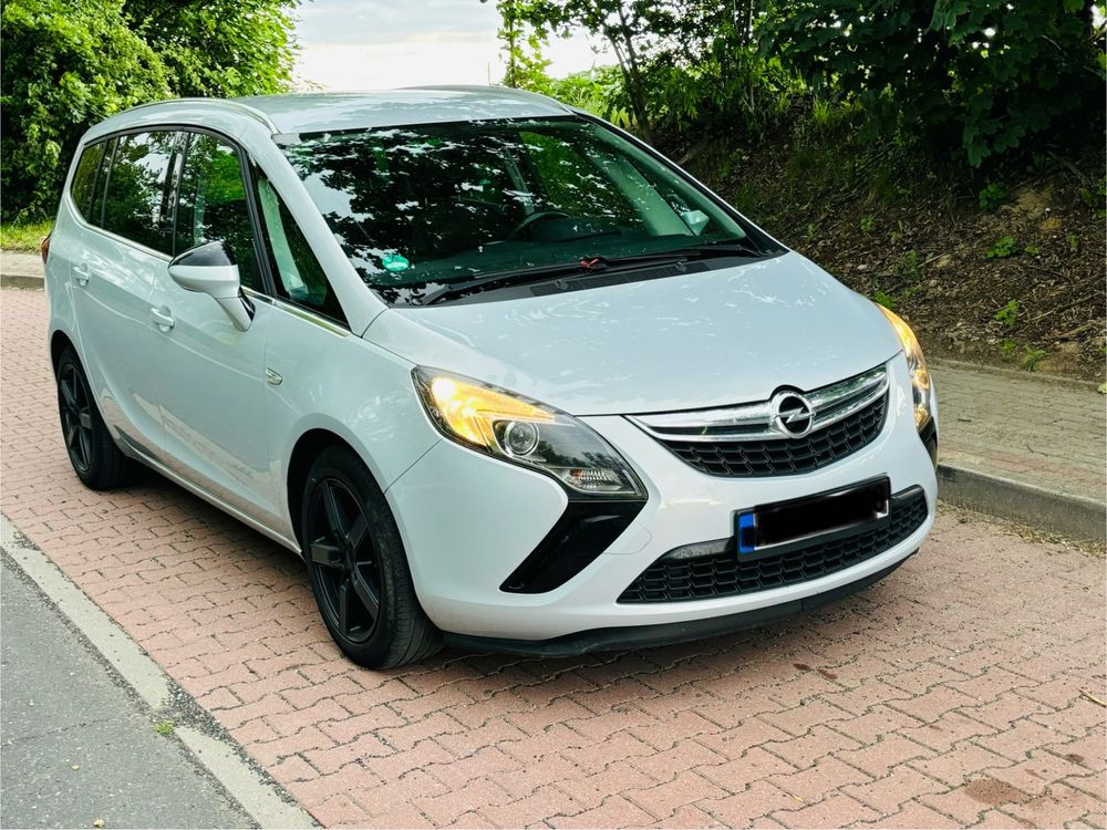 Opel Zafira C Tourer 1.4 Turbo ecoFLEX Start/Stop Sport 2012