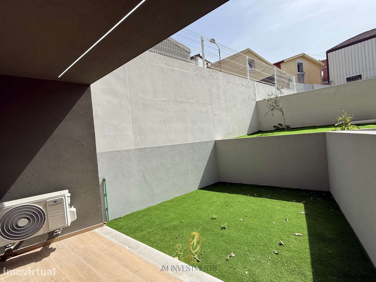 Apartamento Novo T0 com Jardim-17