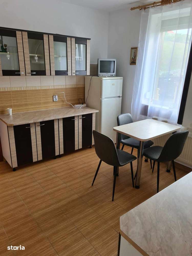 Apartament o camera - etajul 1, zona Bradet - Imagine principală: 2/8