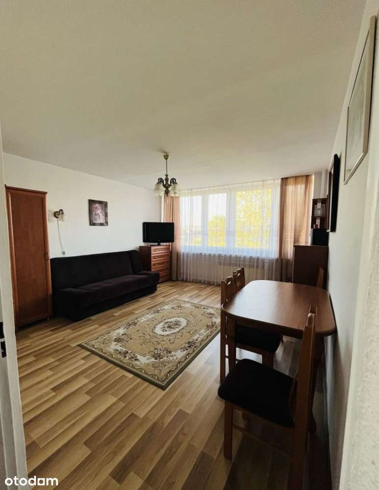 |Kawalerka | Oddzielna Kuchnia | Łazienka z Oknem|-0