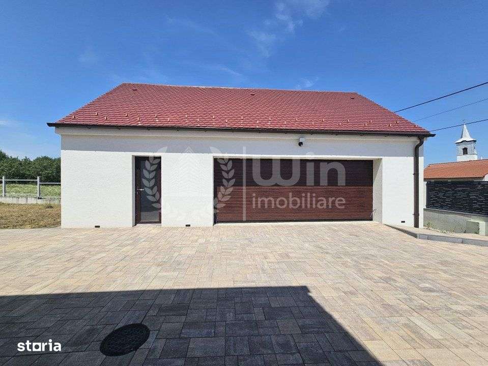 Casa cu 4 camere | 256 mp utili | 2000 mp teren | Sat. Aiton - Imagine principală: 4/19