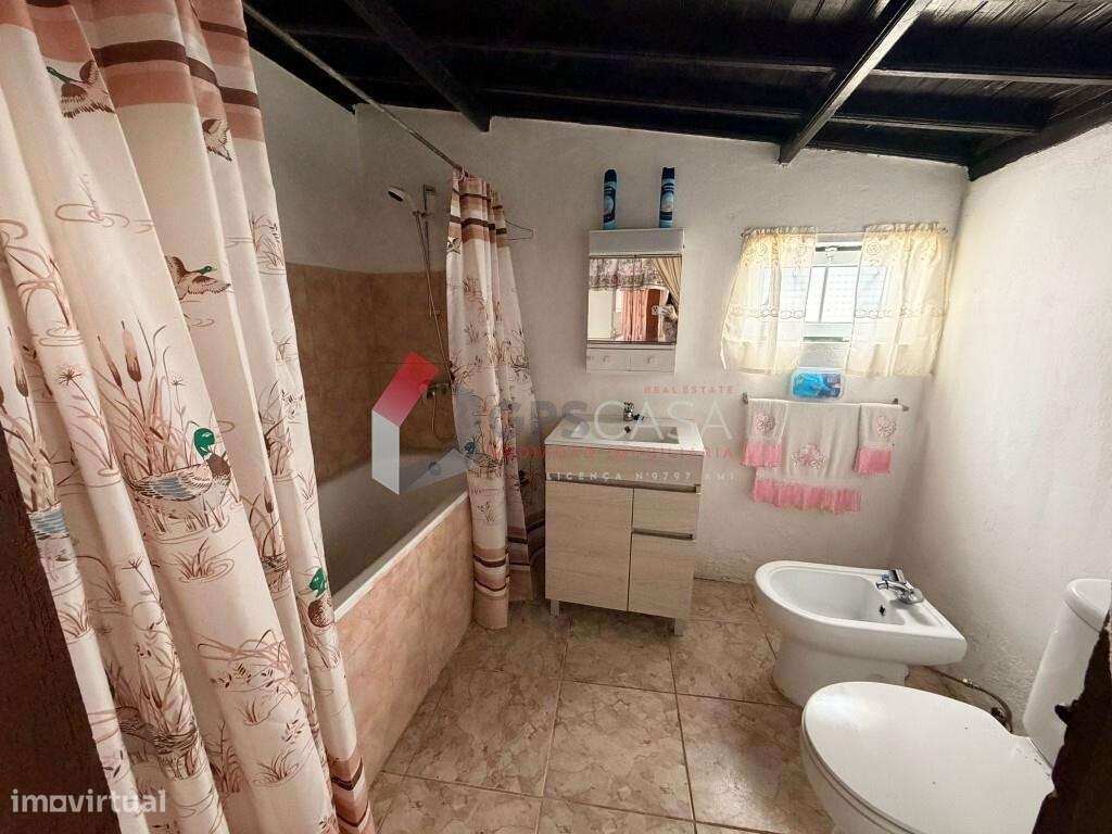 Moradia T1 – Santa Cruz-10