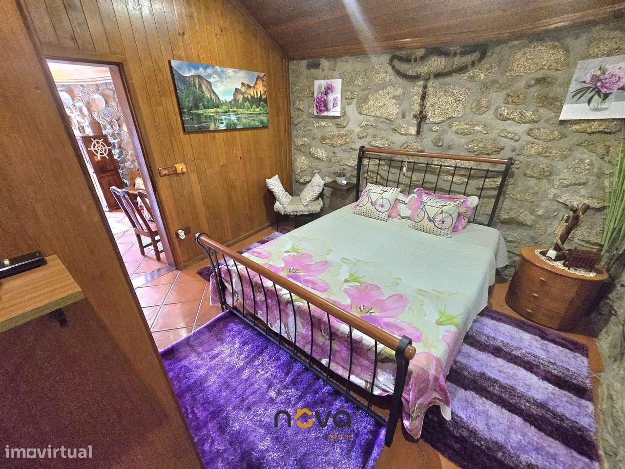 Moradia T3 situada no Soajo-42